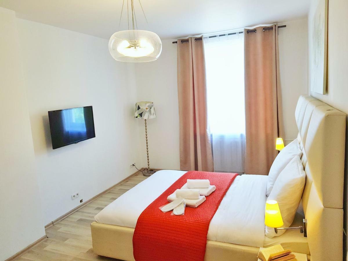 Warsaw Royal Stay Aleja Jana Pawla II Exterior photo